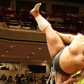 日本の国技"相撲"